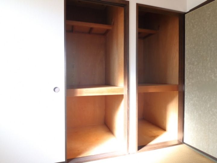 ファミール南201号室のその他画像