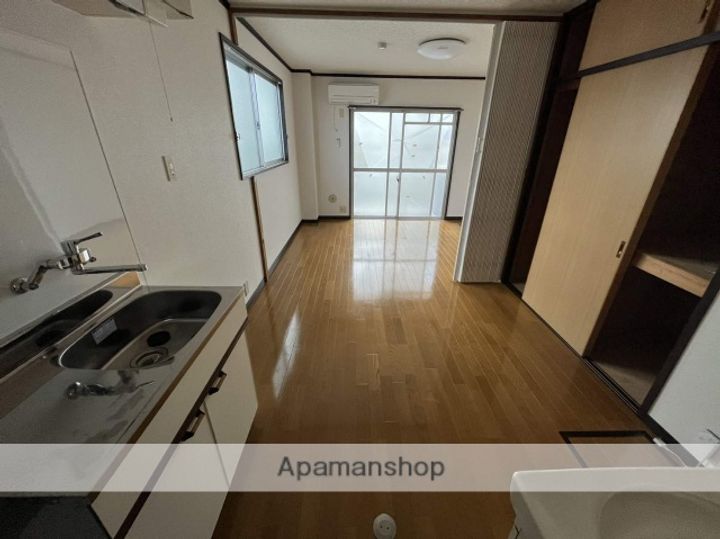 広島県東広島市西条町寺家の賃貸アパート308の内装