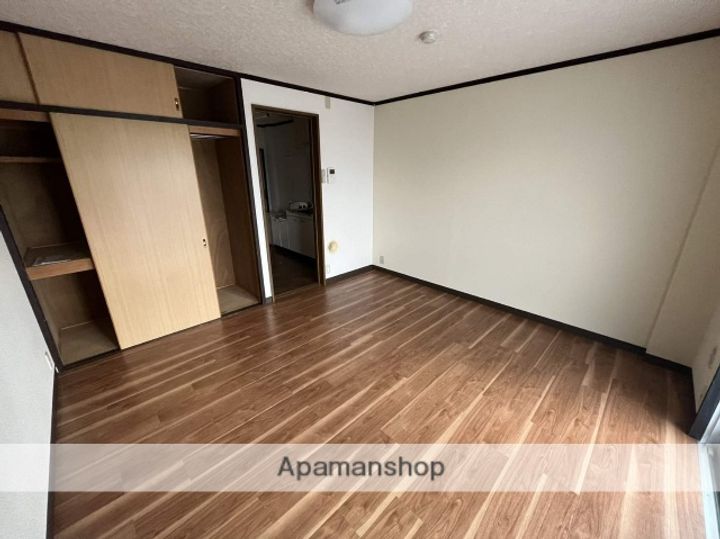 広島県東広島市西条町寺家の賃貸アパート105の内装