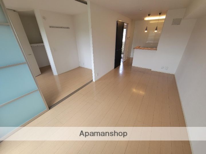 コーラル202の居間