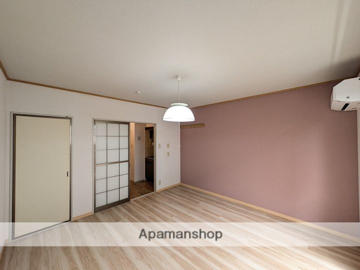 プレジール円城寺103の内装