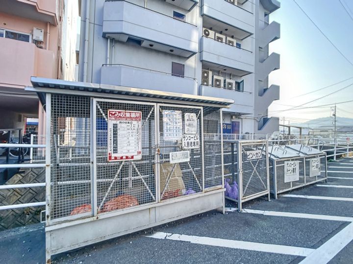 サンコービル518号室の内装