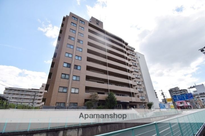 J’city海田センターコートの外観