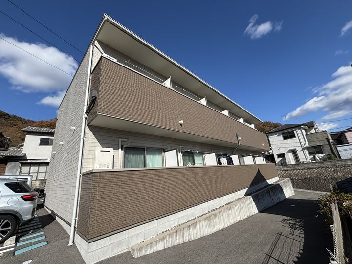 広島県安芸郡海田町成本の賃貸アパートの外観