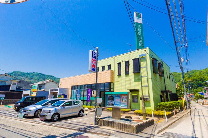 ホワイトリリーの周辺