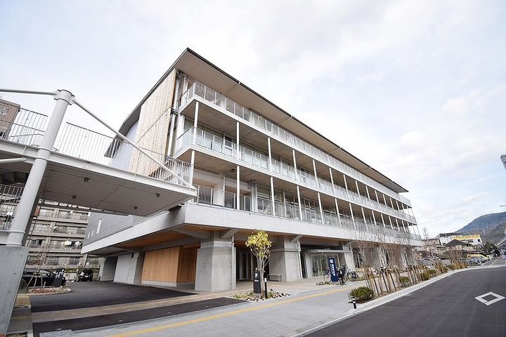 コンフォート25の周辺