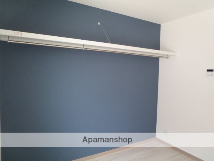 パインツリー立戸の居間