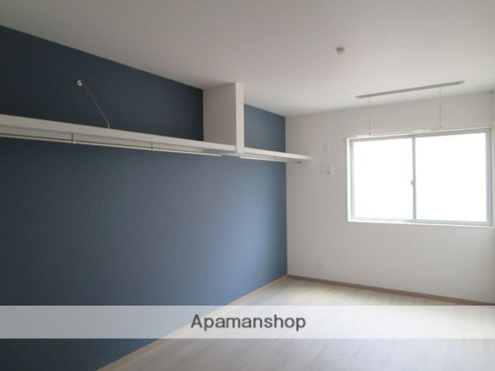 パインツリー立戸の居間