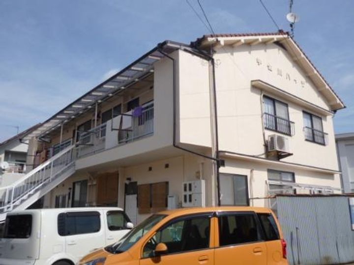 宇佐川ハイツの外観