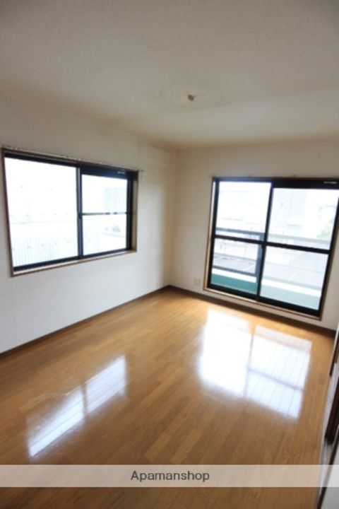 ファミール三笠の内装