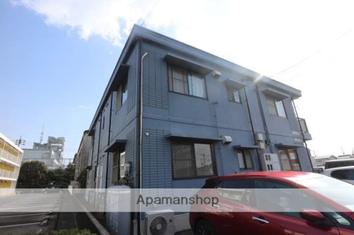 ファミール三笠の外観