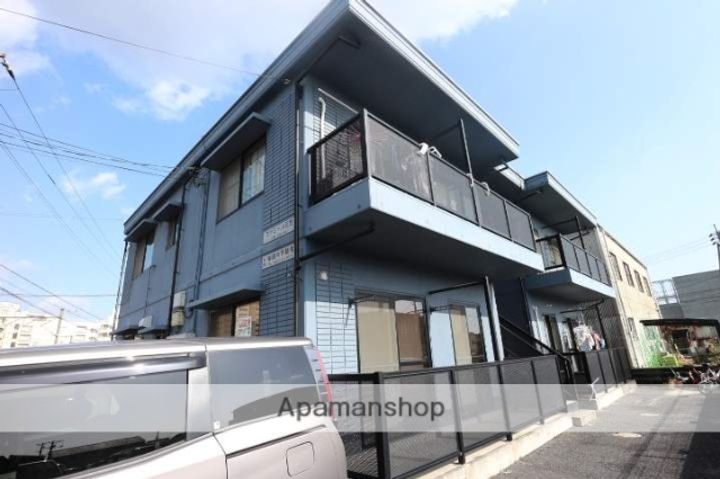 ファミール三笠の外観