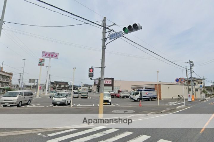 ファミール三笠の周辺