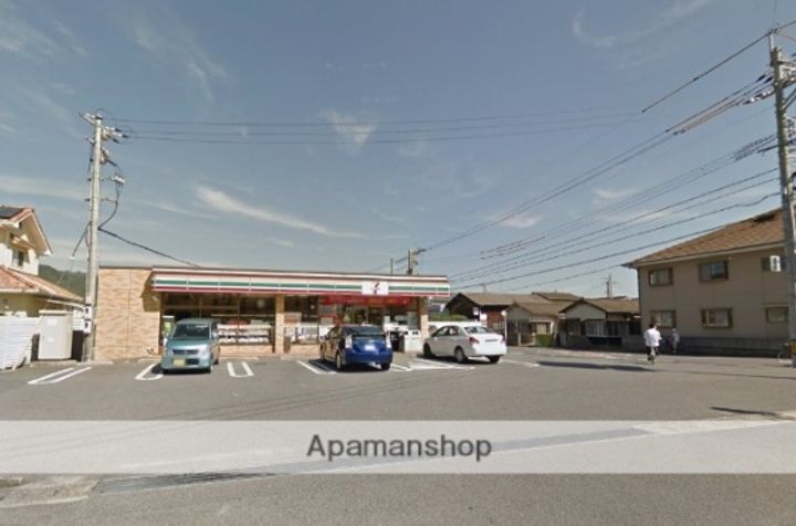 グランドメゾン装束の周辺