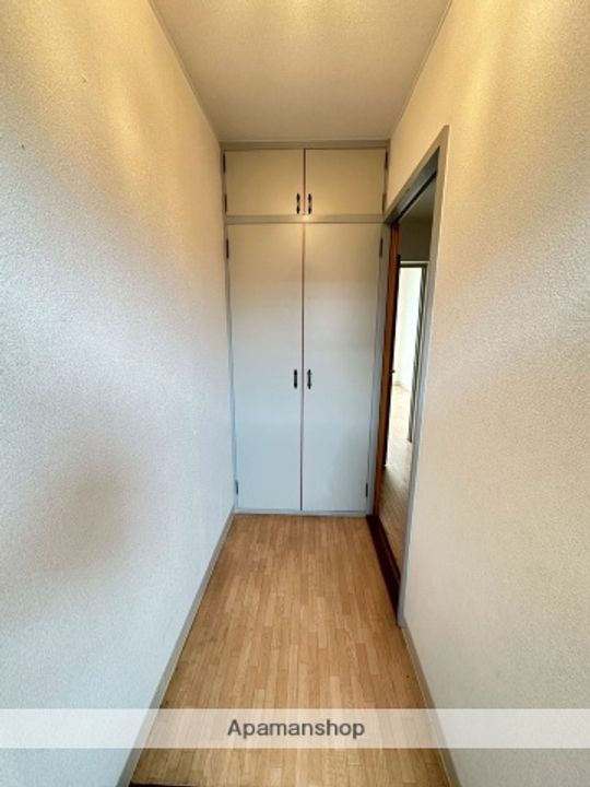 デージータウン元町308の内装