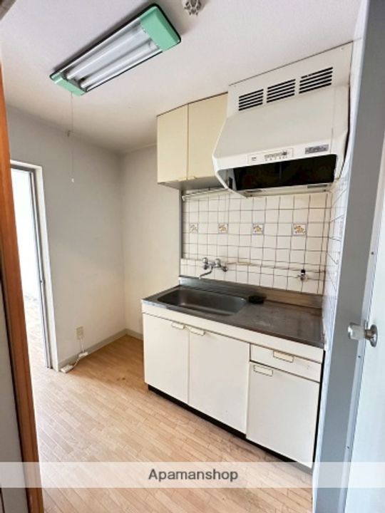 デージータウン元町308のキッチン