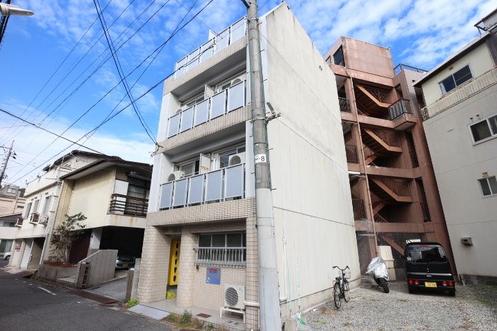 ハイツ福龍の外観