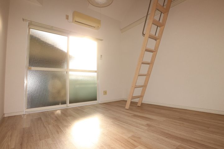 パティオス204の内装