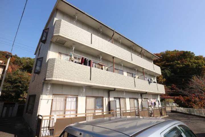 ハイツアプリコットの外観