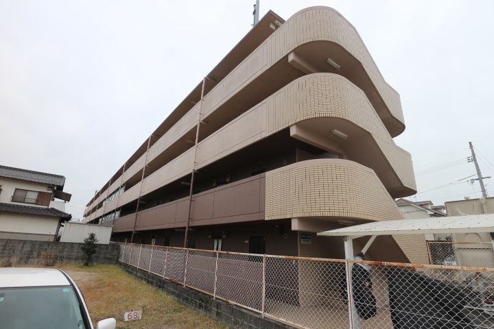 ウイング大竹の外観