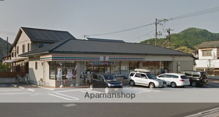ヴィラファミールの周辺
