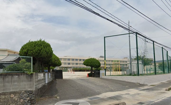 山口県岩国市中津町2丁目の賃貸アパートの周辺