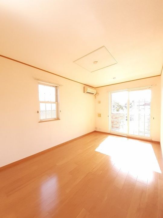 カーサフィオーレTHREEの居間