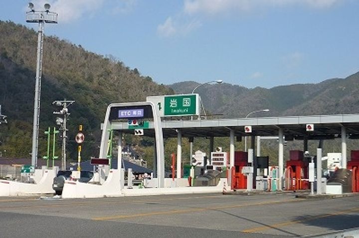 ドリームバレーの周辺