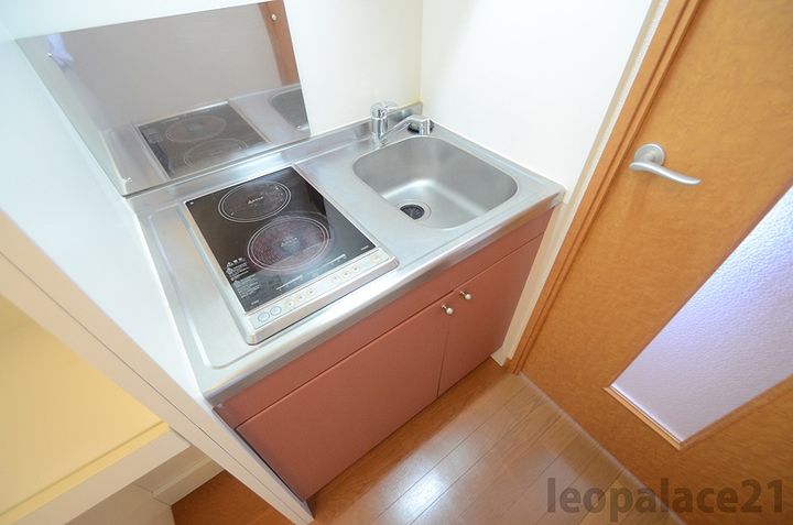 レオパレス浅江206のキッチン