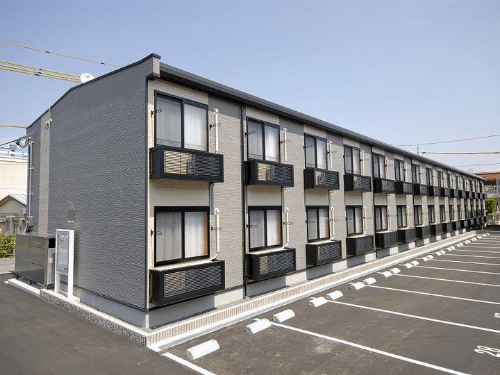 レオパレス浅江211の外観