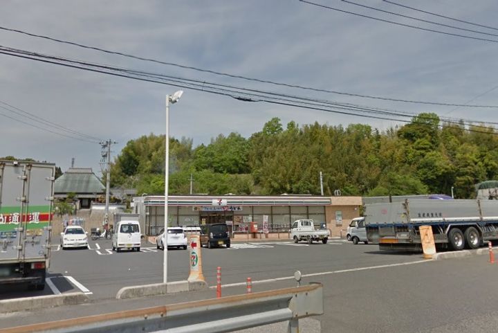 スクエアビーチ Bの周辺