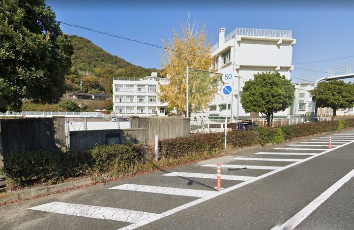 レオパレスボムール203の周辺