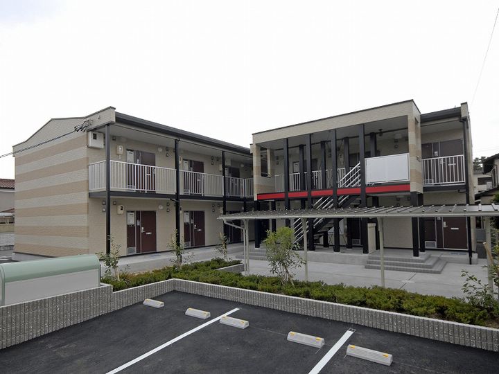 レオパレスアルバ107の外観