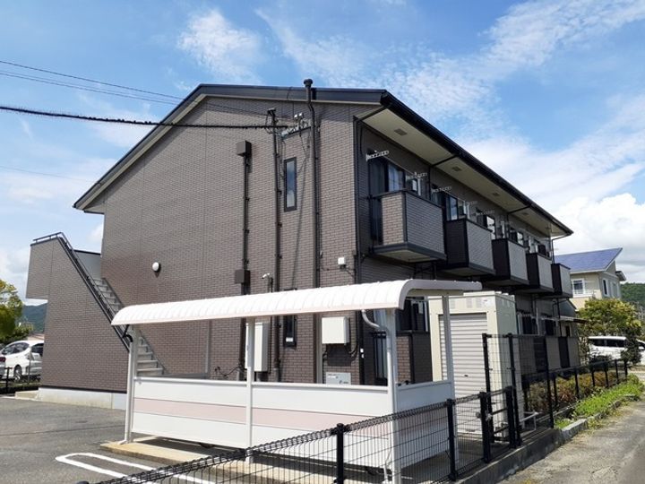 ニューエルディム横山の外観
