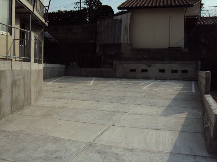 にしみ参番館の外観