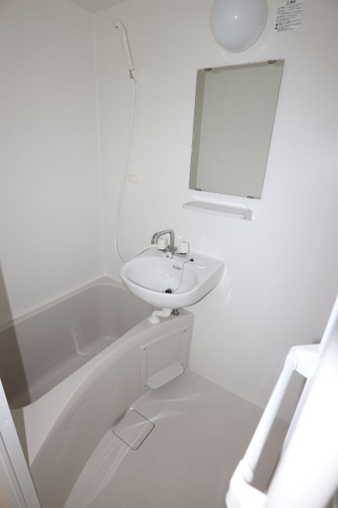 ヴィラナリー柳井405の風呂