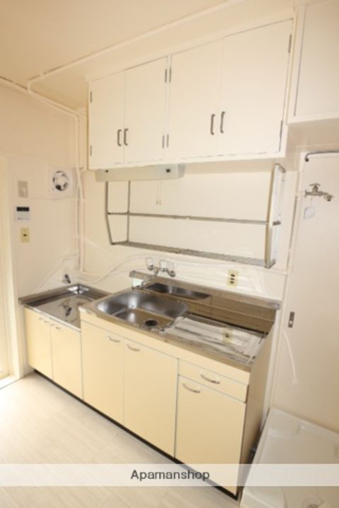 ヴィラナリー柳井205のキッチン