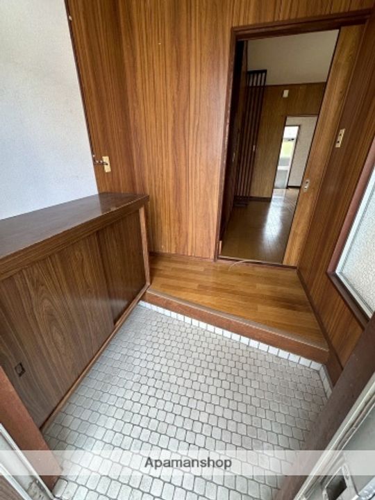 山口県岩国市麻里布町7丁目(一戸建)の賃貸物件の玄関