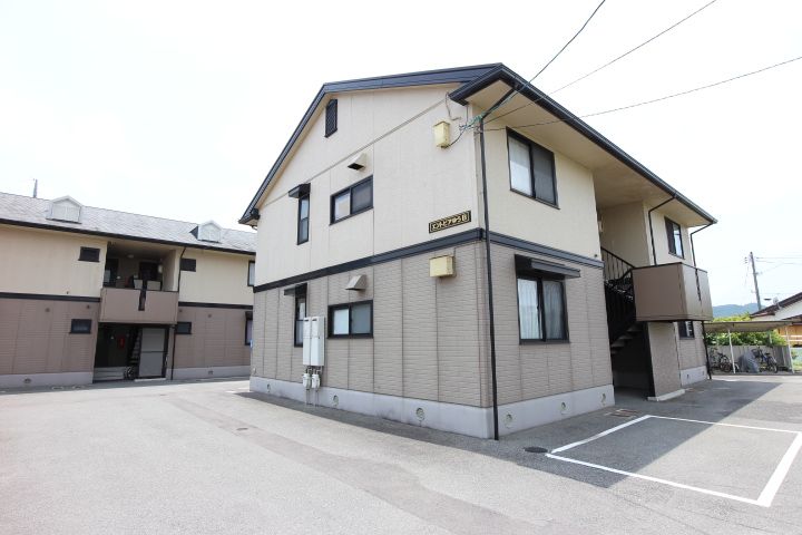 エントピアゆう B棟の外観