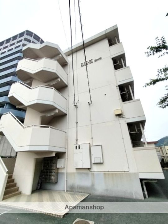 ELLE・DE堂の前の外観