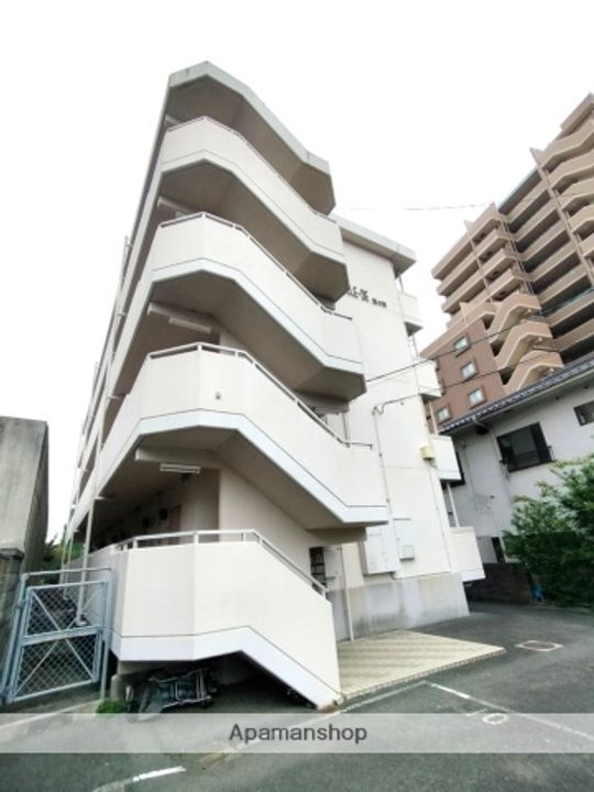 ELLE・DE堂の前の外観