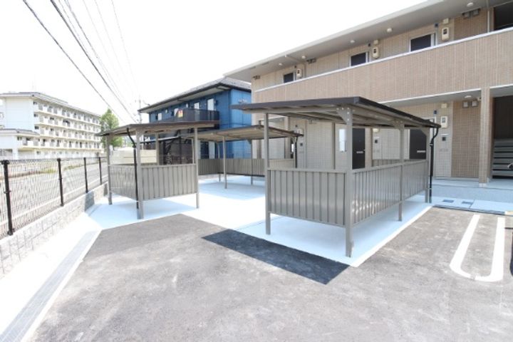 シャイン リーフ 山口 B棟の外観