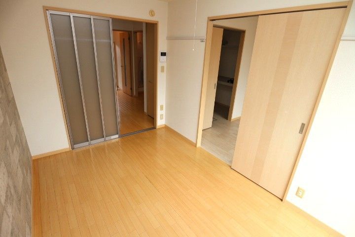 シャンティ アオギⅡ E棟の内装