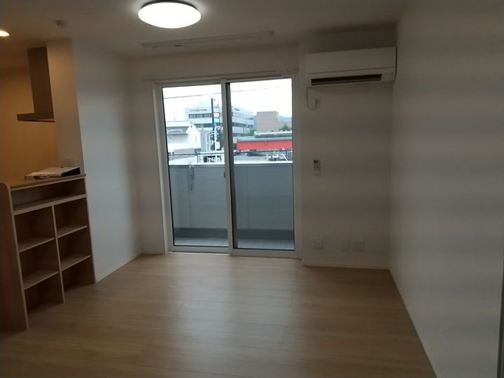 フェリックス葵の居間