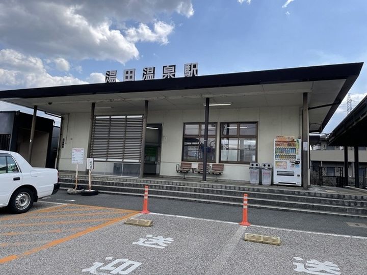 ミル・レーヴの周辺
