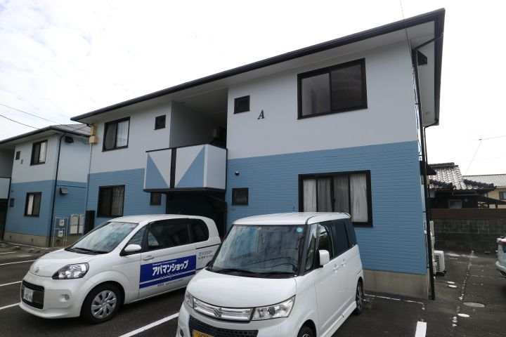 エトアール A棟の外観