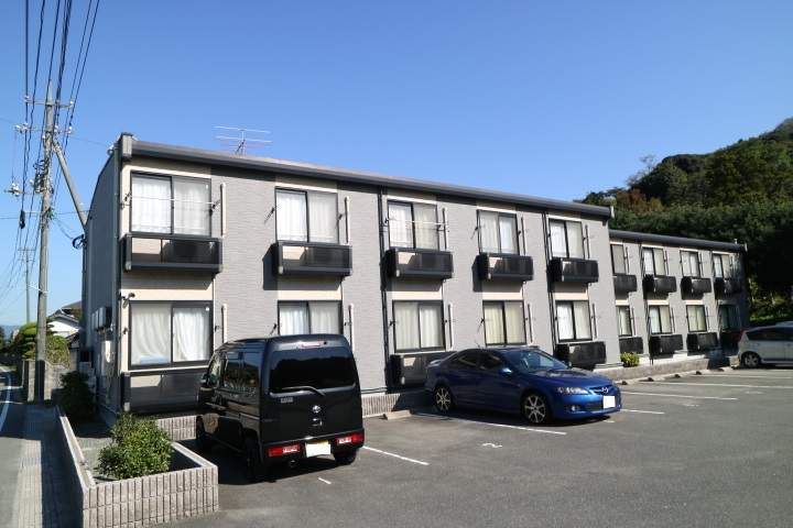 レオパレス半田山107の外観