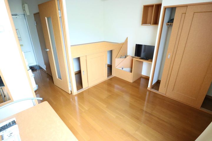 レオパレスハーベスト迫戸202の居間
