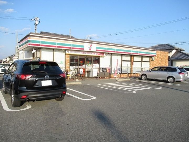 メゾン フルリールの周辺