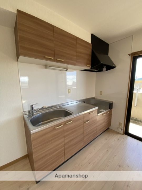 カンパネラ華城のキッチン